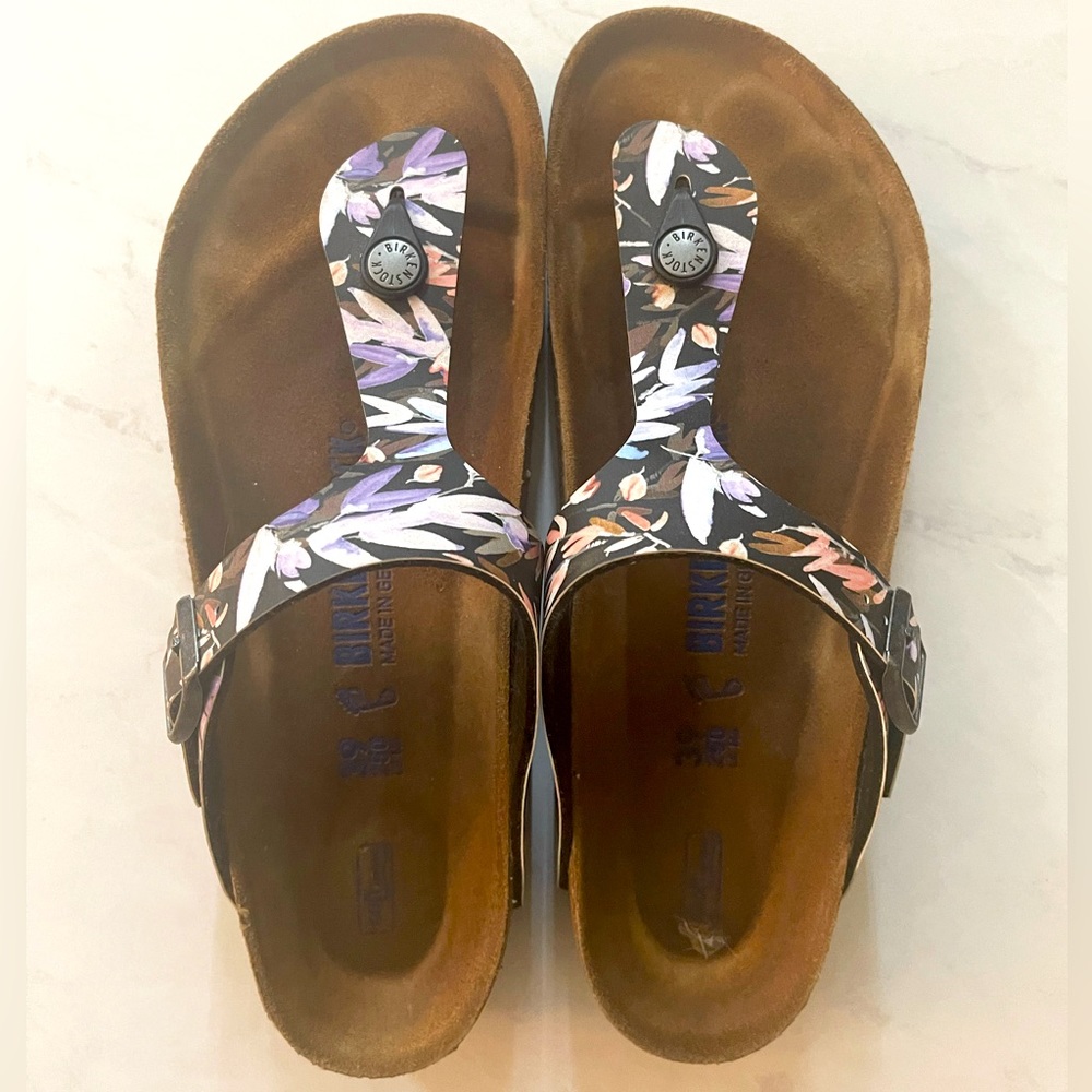 Ladies Birkenstocks worn twice, like new size 39